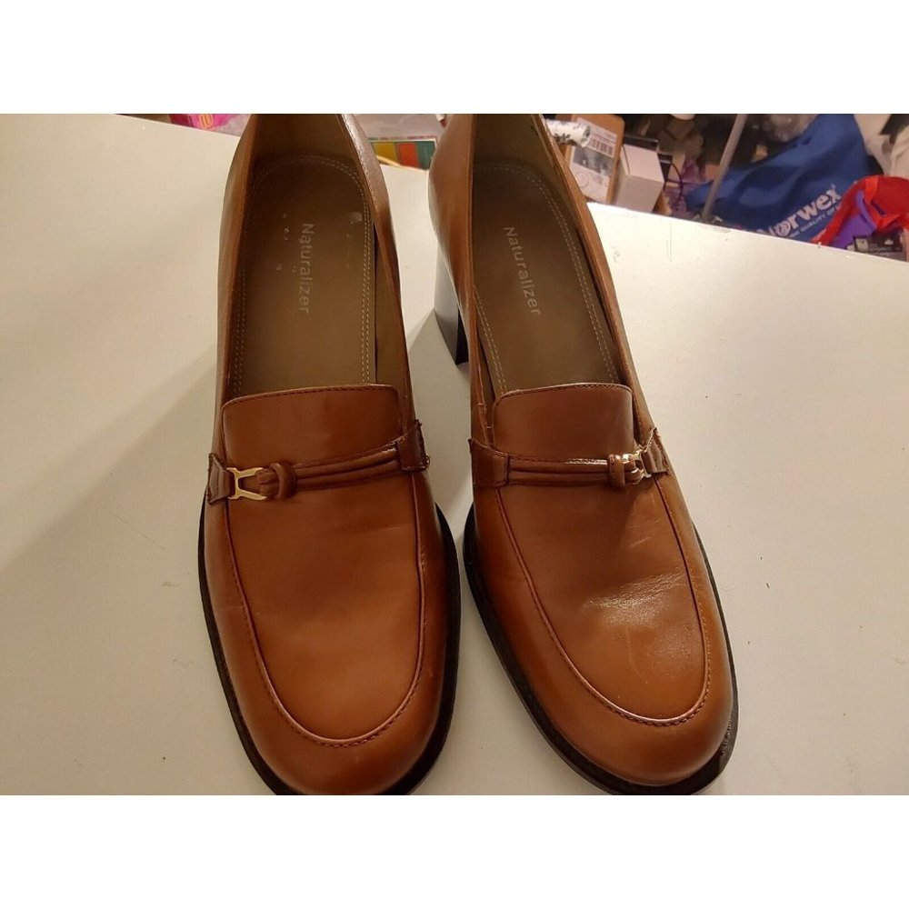 Naturalizer Women' Leather Brown Block Heels  Loafer Style Heels 6N